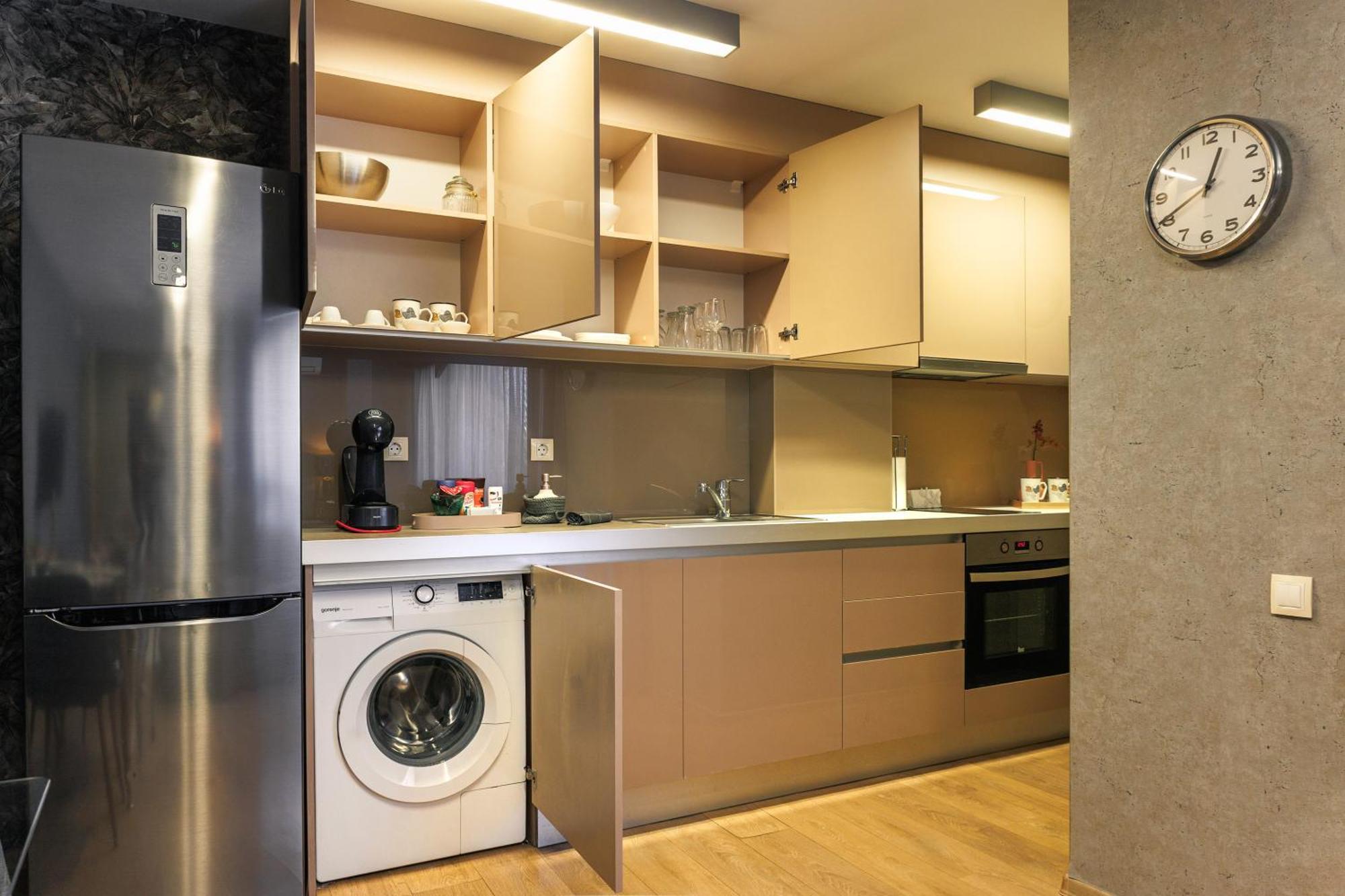 City Center Apartments With Parking Plovdiv Buitenkant foto