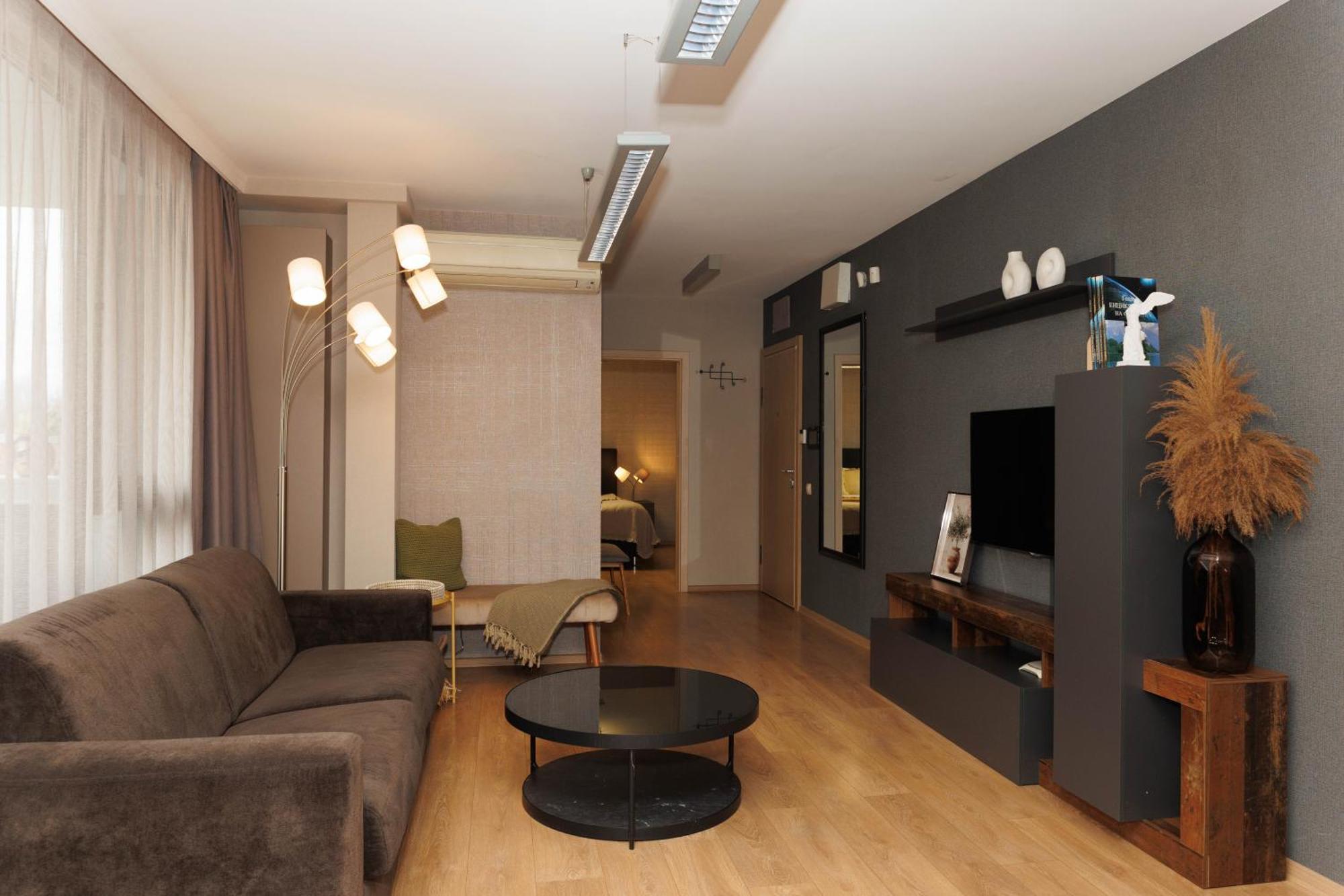City Center Apartments With Parking Plovdiv Buitenkant foto